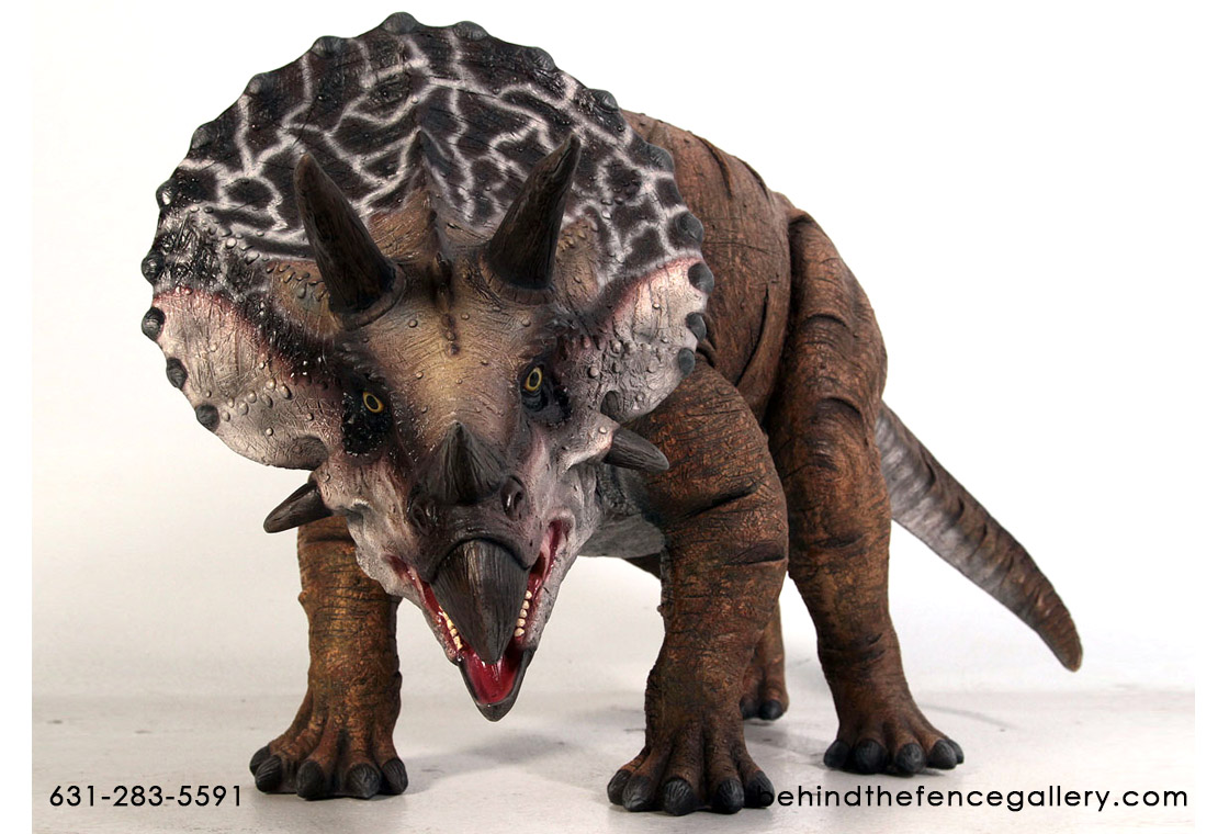 Triceratops Statue - Click Image to Close