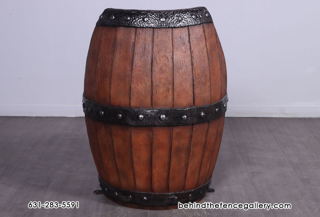 (image for) Barrel Chair with Back