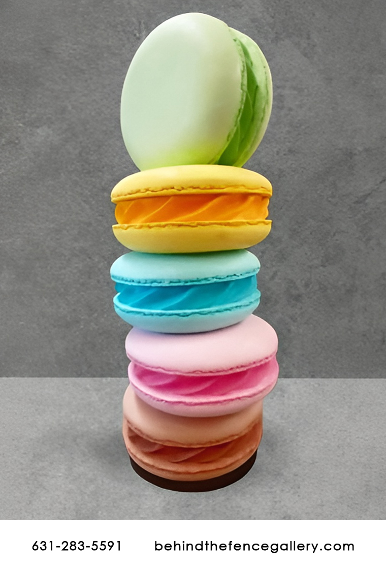 Macaroon Tower Statue