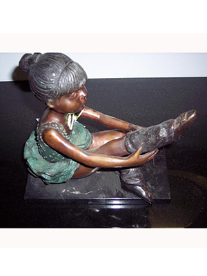 Bronze sitting Ballerina