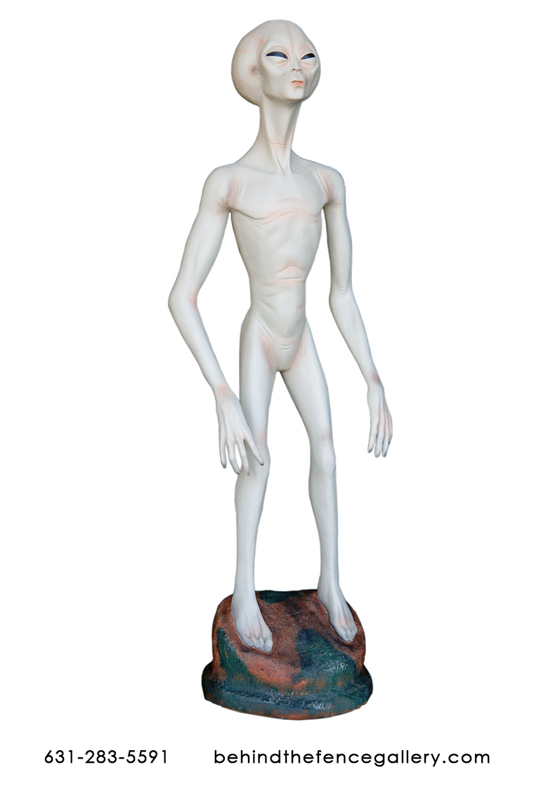 Alien Encounter Statue - Click Image to Close