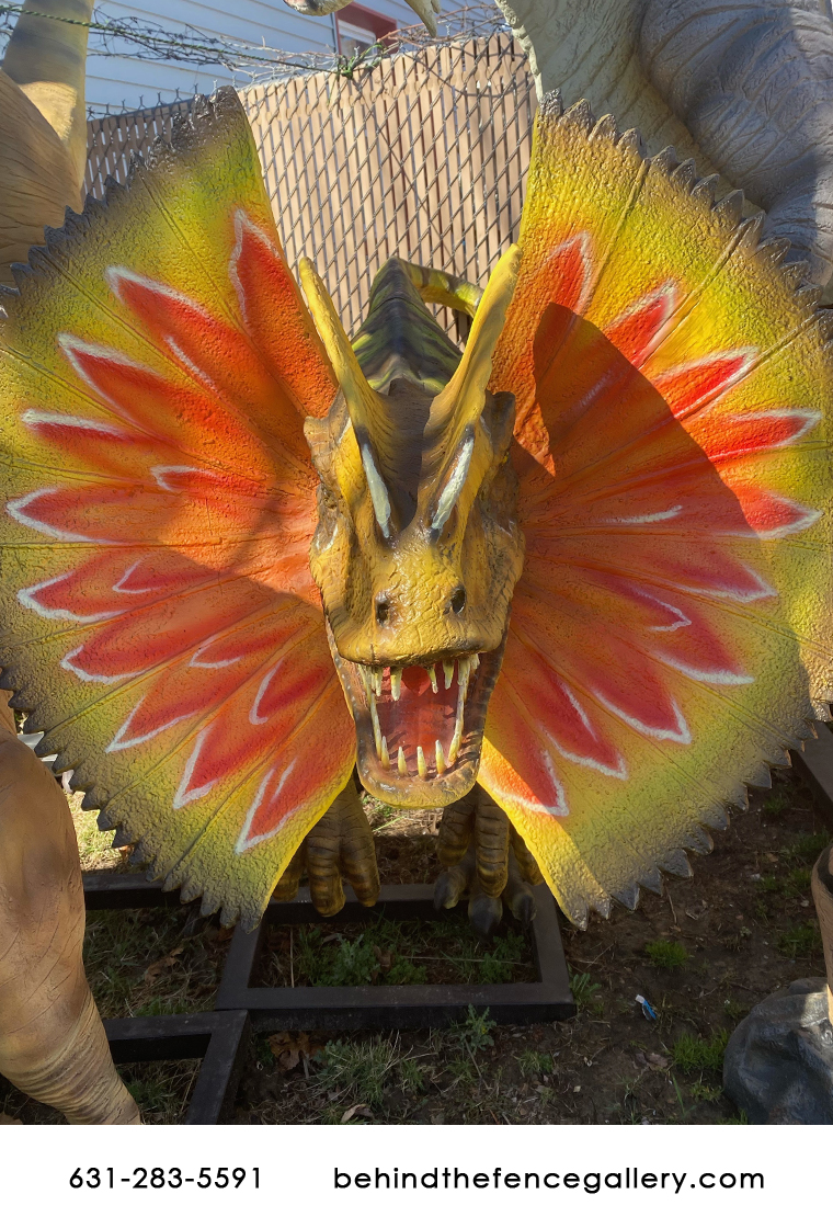 (image for) Dilophosaurus Venenifer (with Neck Frill) Statue