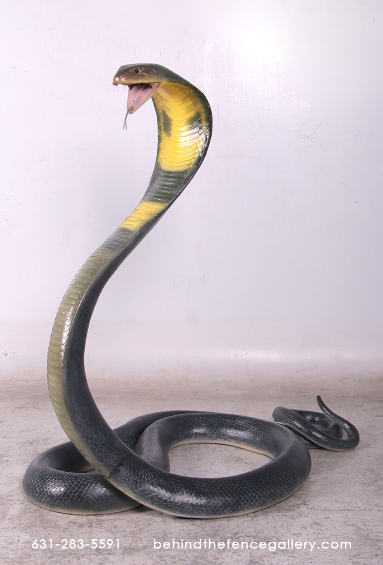 King Cobra Statue