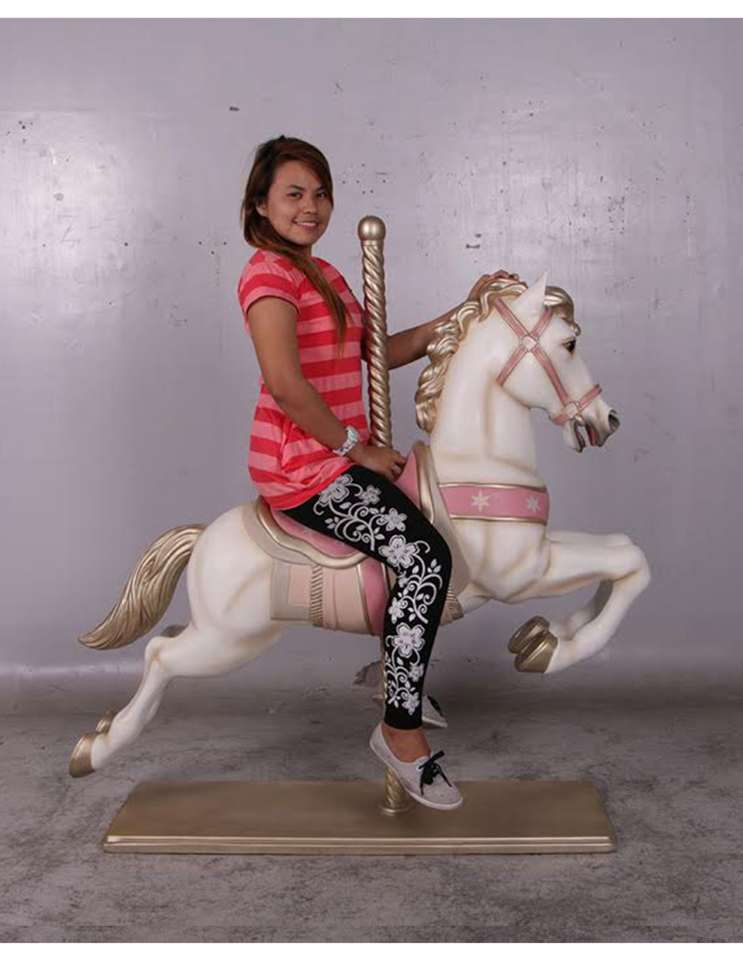 Off White Carousel Horse - Click Image to Close